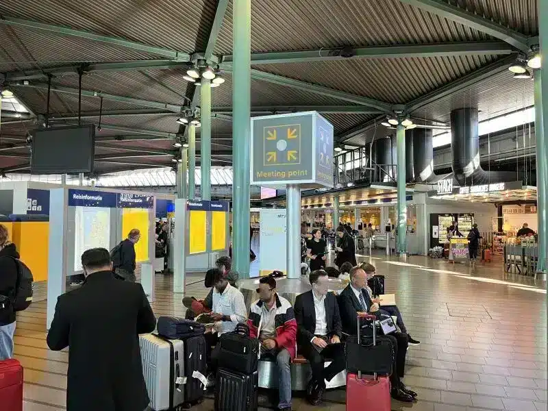 Schiphol Plaza Meeting Point